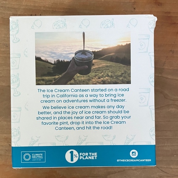 Pint size ice cream cooler Halo Top light green Container new in box - Picture 11 of 16